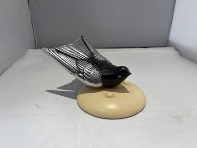 Lot 85 - 'Swallow Bird’ Radiator Mascot