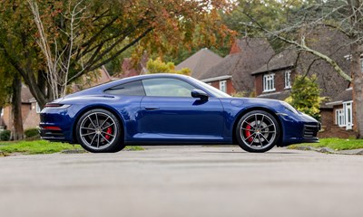 Lot 2019 Porsche 911/992 Carrera 4S