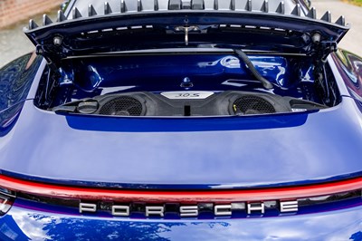 Lot 2019 Porsche 911/992 Carrera 4S