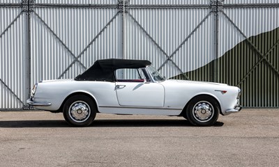 Lot 1963 Alfa Romeo 2600 Spider by Touring