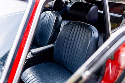 Lot 110 - 1972 MGB GT