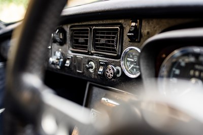 Lot 110 - 1972 MGB GT