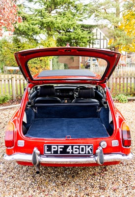 Lot 110 - 1972 MGB GT