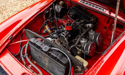 Lot 110 - 1972 MGB GT
