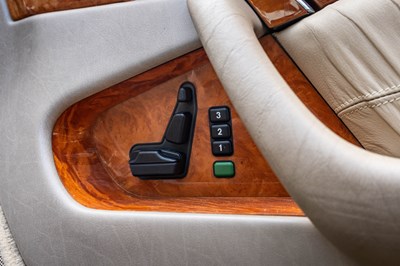 Lot 103 - 1997 Mercedes-Benz CL 420