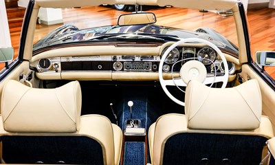 Lot 1968 Mercedes-Benz 280 SL ‘Pagoda’ (W113)