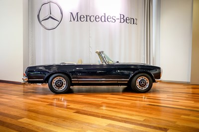 Lot 1968 Mercedes-Benz 280 SL ‘Pagoda’ (W113)
