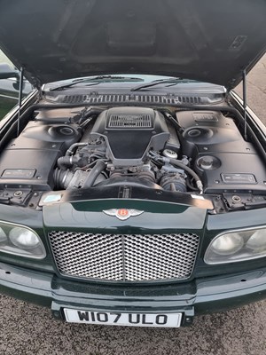 Lot 284 - 2000 Bentley Arnage Red Label