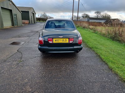 Lot 284 - 2000 Bentley Arnage Red Label