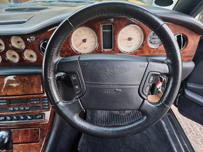 Lot 284 - 2000 Bentley Arnage Red Label