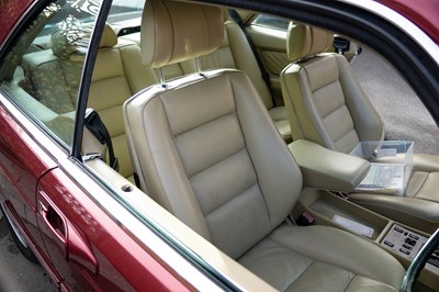 Lot 157 - 1990 Mercedes-Benz 500 SEC