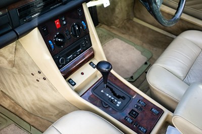 Lot 157 - 1990 Mercedes-Benz 500 SEC