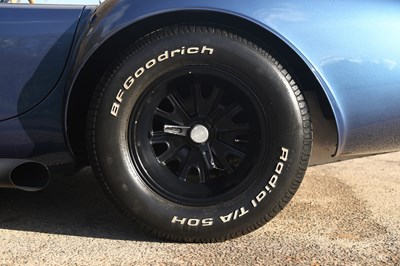 Lot 155 - 1999 AC Cobra CR427 by Crendon