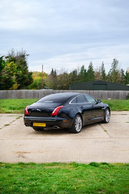 Lot 123 - 2011 Jaguar XJ 5.0 V8 Portfolio