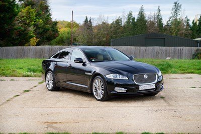 Lot 123 - 2011 Jaguar XJ 5.0 V8 Portfolio