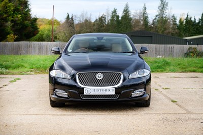 Lot 123 - 2011 Jaguar XJ 5.0 V8 Portfolio