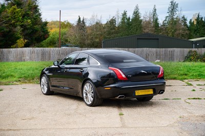Lot 123 - 2011 Jaguar XJ 5.0 V8 Portfolio