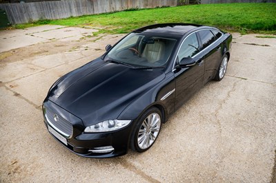 Lot 123 - 2011 Jaguar XJ 5.0 V8 Portfolio