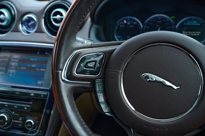 Lot 123 - 2011 Jaguar XJ 5.0 V8 Portfolio