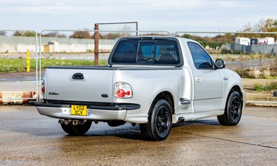 Lot 193 - 2002 Ford F-150 SVT Lightning