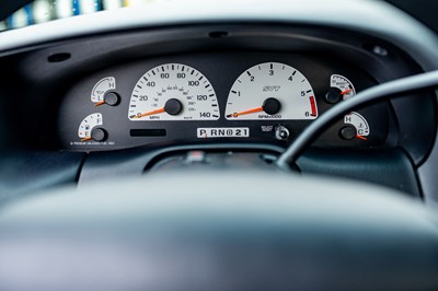 Lot 193 - 2002 Ford F-150 SVT Lightning