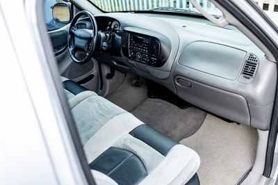 Lot 193 - 2002 Ford F-150 SVT Lightning