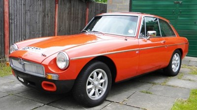 Lot 17 - MG MGB GT