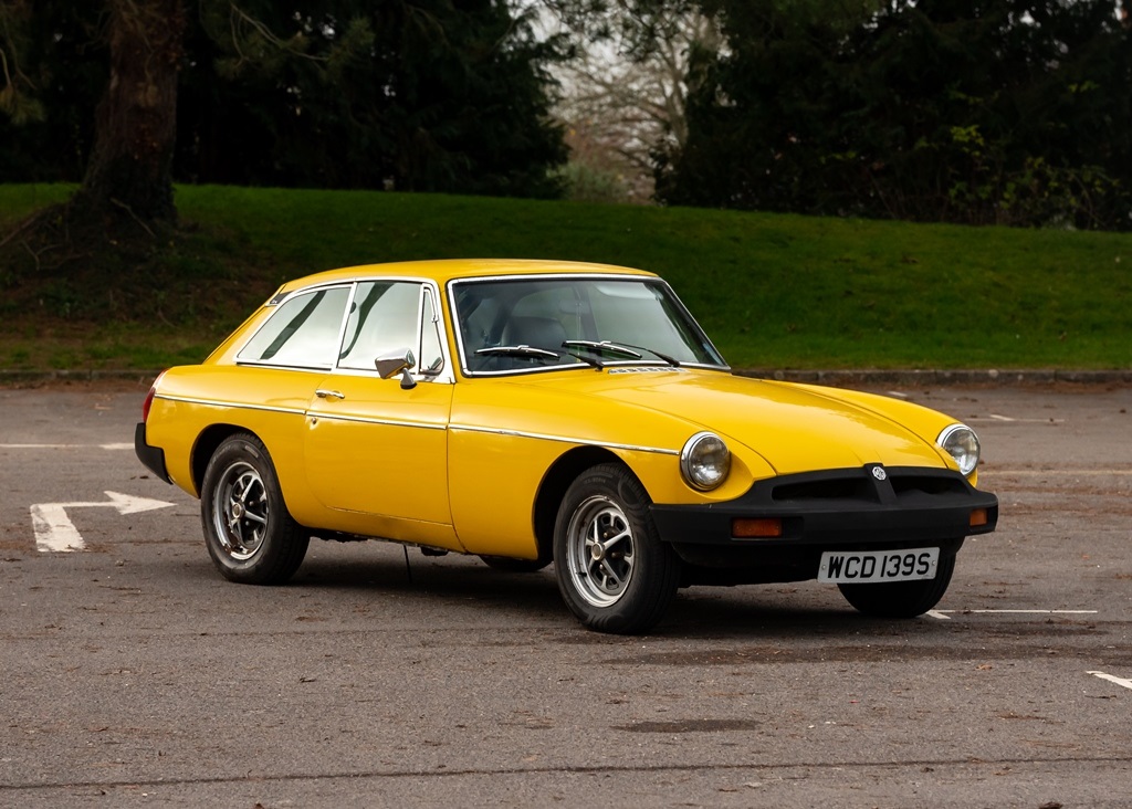 ターニングポイント　MGB ニュージーランド旧車紹介】1978 MGB GT & 1967 MGB 乗り比べ