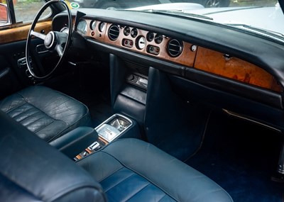 Lot 182 - 1971 Rolls-Royce Corniche Convertible