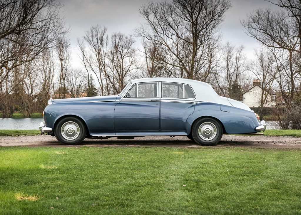 Miniature FYP 1/43 – Rolls Royce Silver Cloud III Par Hooper – 1964 – Très Bon état