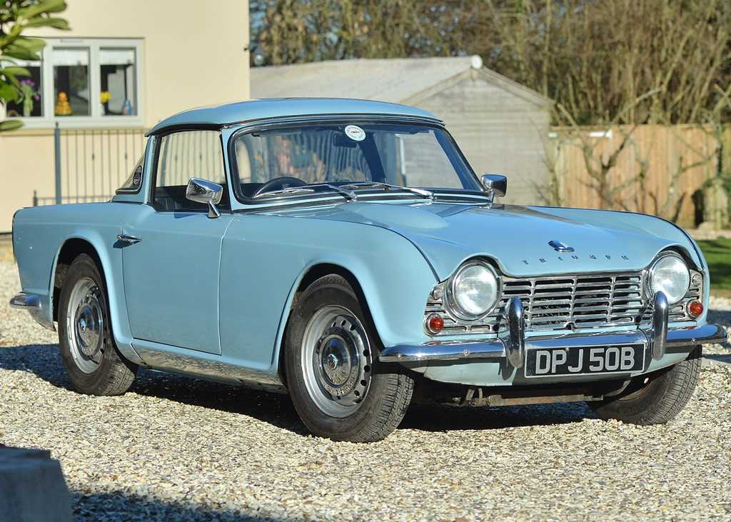 Click for high resolution Lot 202 - 1964 Triumph TR4 (Surrey Top)