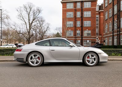 Lot 253 - 2002 Porsche 966 Carrera 4S