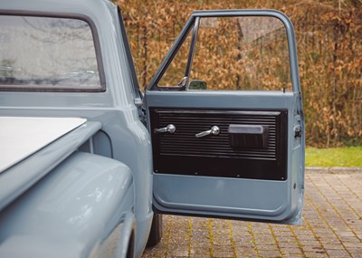 Lot 168 - 1970 Chevrolet C10 Stepside Shortbed