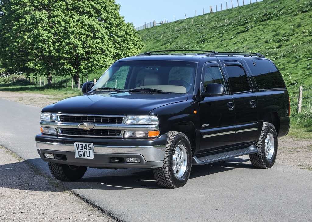 Lot 275 - 2000 Chevrolet Suburban GMT400