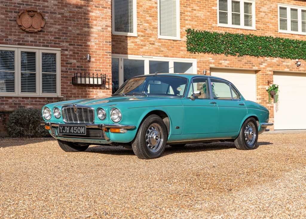 Lot 113 - 1974 Jaguar XJ12L