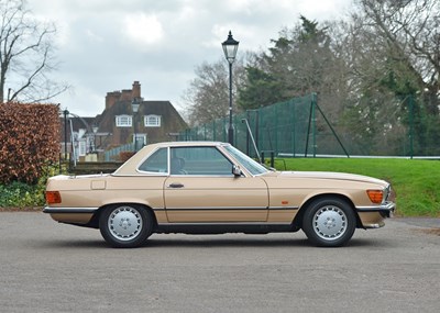 Lot 171 - 1987 Mercedes-Benz 300 SL