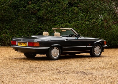 Lot 266 - 1986 Mercedes-Benz 500 SL