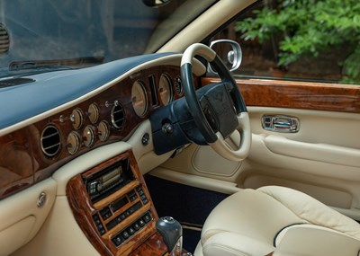 Lot 269 - 1999 Bentley Arnage Green Label