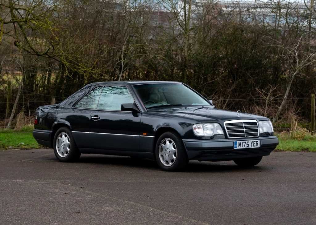 Lot 134 - 1995 Mercedes-Benz E320 Coupé