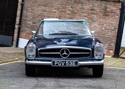 Lot 169 - 1967 Mercedes-Benz 230 SL Pagoda