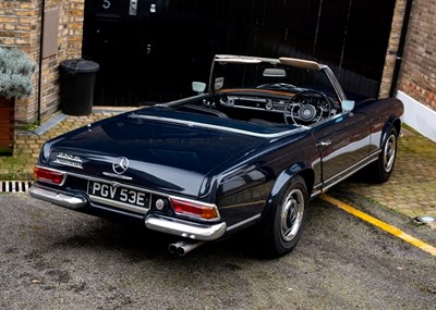 Lot 169 - 1967 Mercedes-Benz 230 SL Pagoda