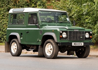 Lot 102 - 1994 Land Rover Defender 90 County