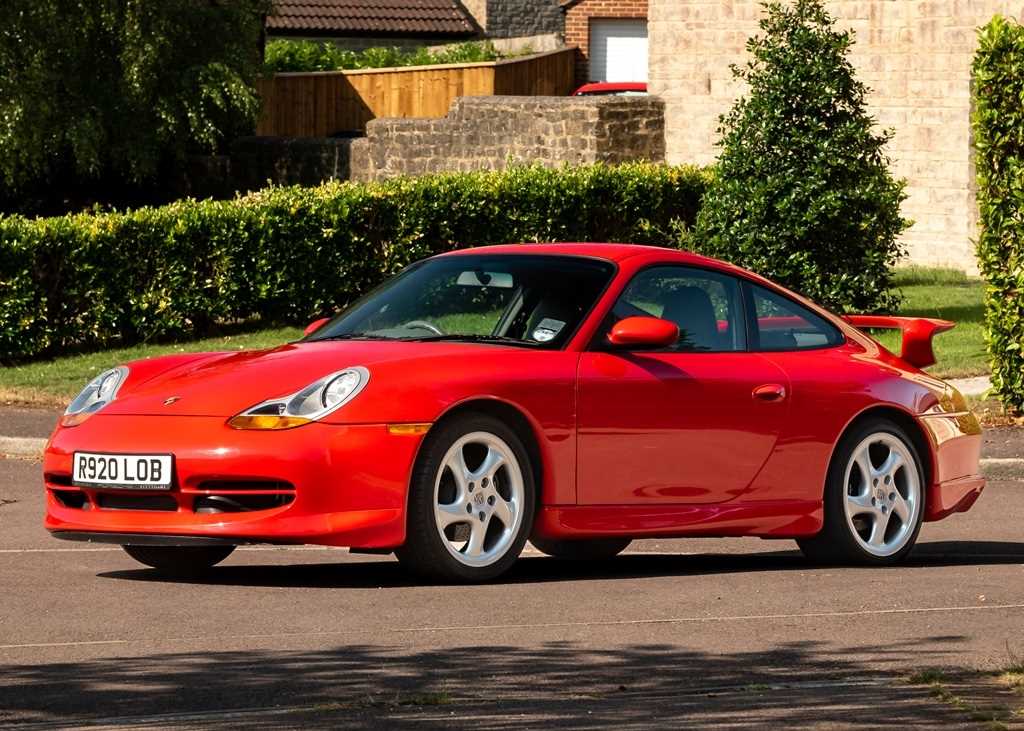 Lot 185 - 1998 Porsche 911/996 Carrera 2