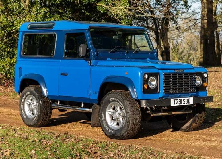 Lot 223 - 1999 Land Rover Defender 90 50th Anniversary