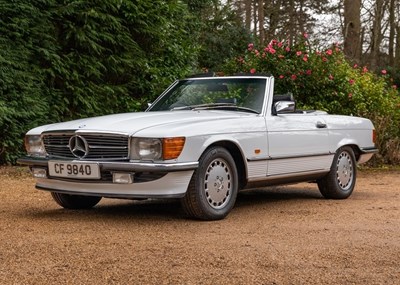 Lot 127 - 1989 Mercedes-Benz SL420 Roadster