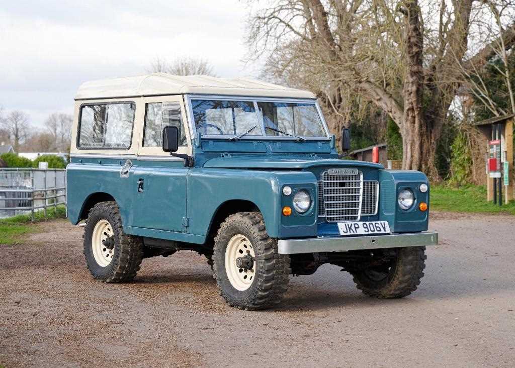 1980 Range Rover Lot 130 - 1980 Land Rover Series III 88”