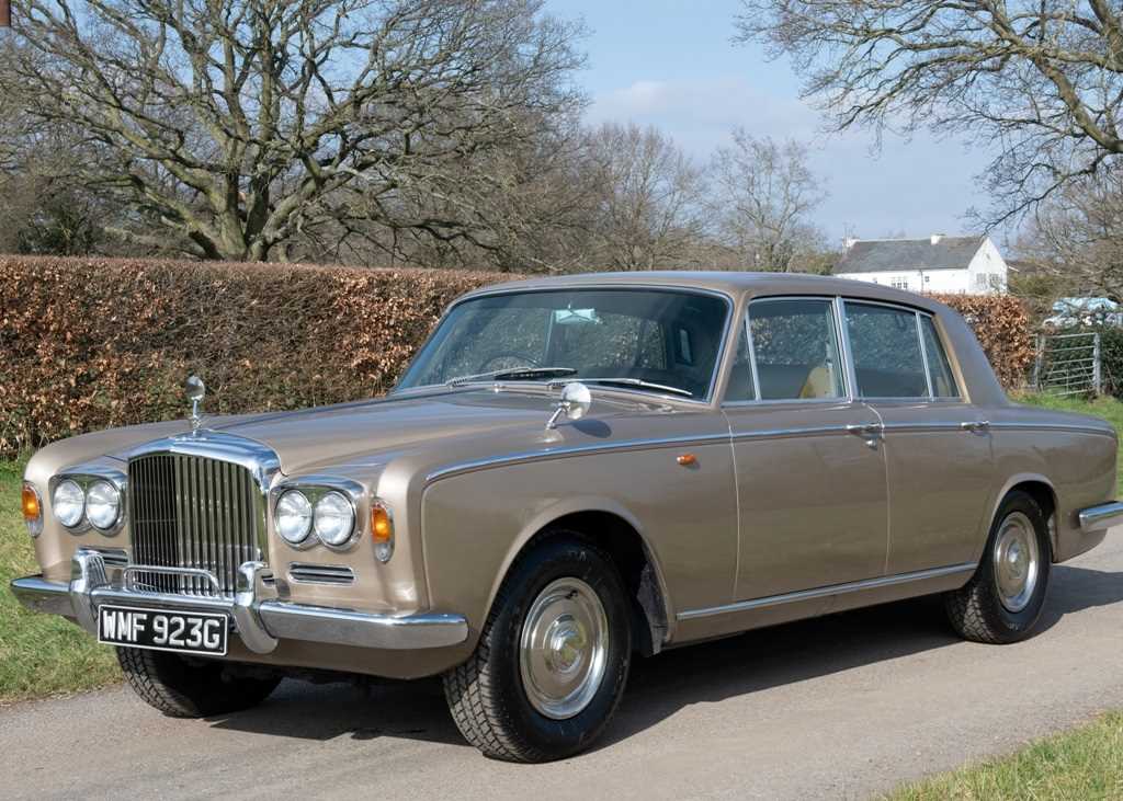 Click for high resolution Lot 148 - 1969 Bentley T1