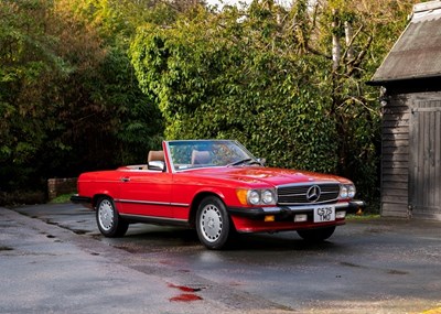 Lot 240 - 1986 Mercedes-Benz 560 SL