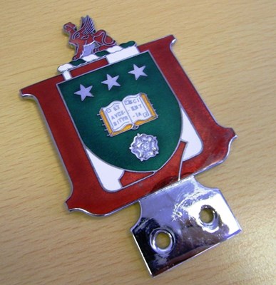 Lot 164 - A rare and collectable Leeds University Motor Club car badge