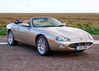 Lot 214 - 2001 Jaguar XKR Convertible